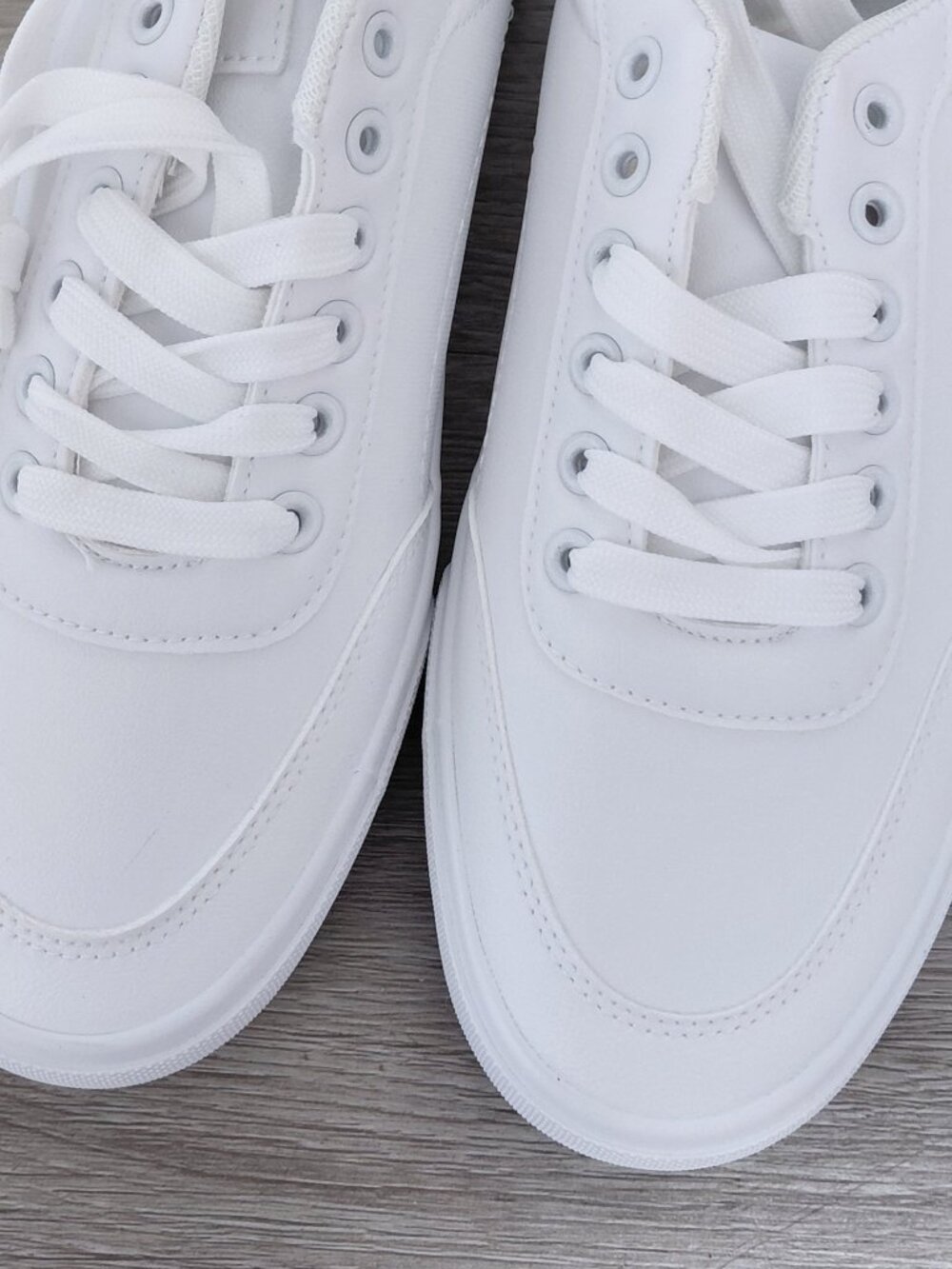 Mens White Tennis Shoes Low Top Fashion Sneakers PU Leather Casual Shoe Star 11